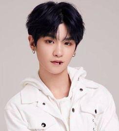 黄明昊爆料李晨视频,背后故事引热议  第1张